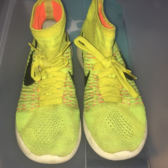 bright yellow nike shoes